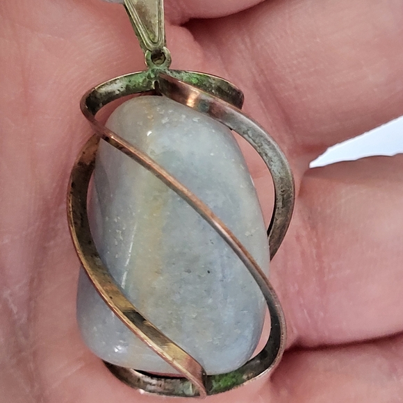 Vintage Caged in Silver Tone Metal Pale Blue Green Stone Pendant Necklace - Picture 8 of 17